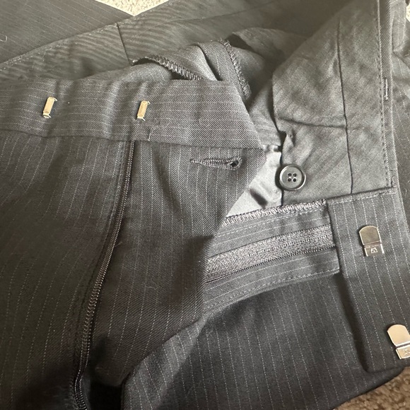 Perry Ellis Black Pinstripe Dress Pants 34x32 Straight fit - Picture 7 of 7